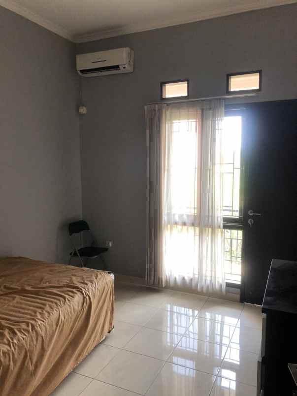 dijual rumah jl rs fatmawati raya