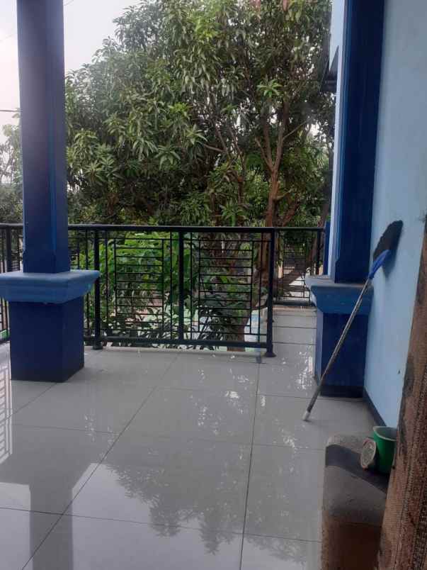 dijual rumah jl saphire