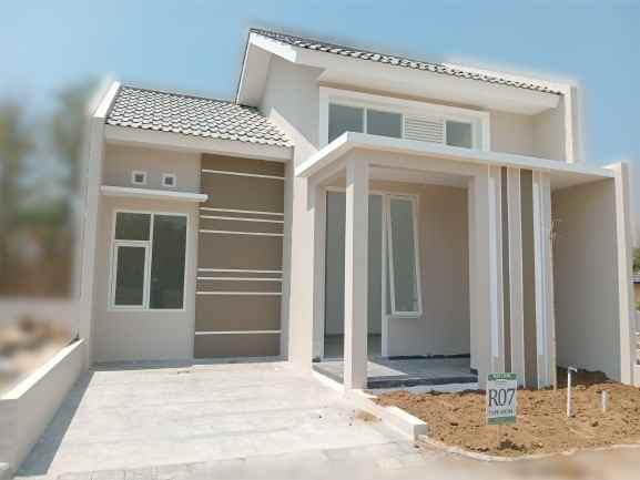 dijual rumah jl seorodiningrat puyut