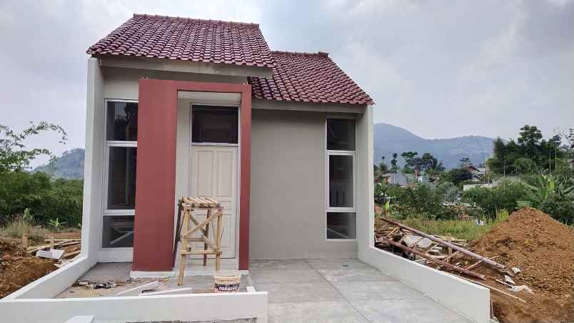 dijual rumah jl sindang galih silih