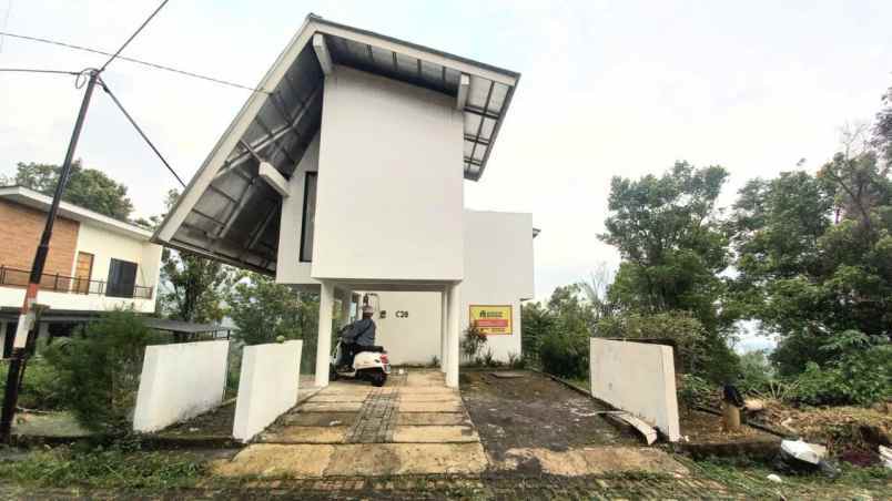 dijual rumah jl sindanglaya arcamanik