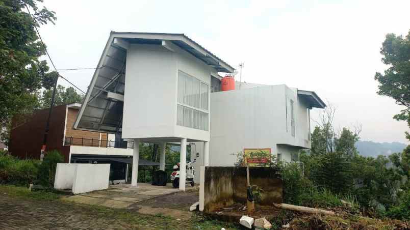 dijual rumah jl sindanglaya arcamanik