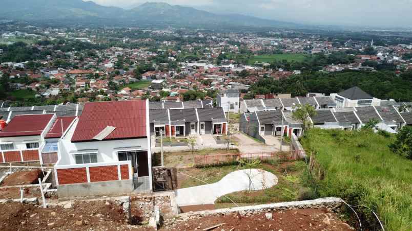 dijual rumah jl sindangwangi cicalengka