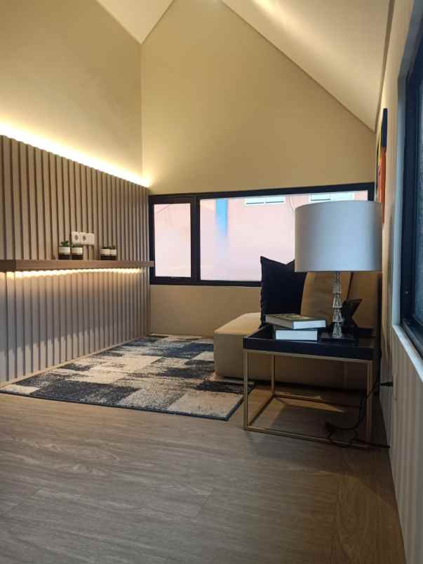 dijual rumah jl taman alfa indah joglo