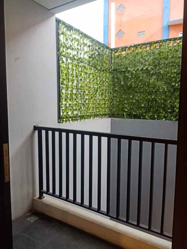 dijual rumah jl taman alfa indah joglo