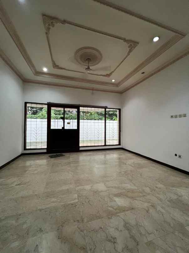 dijual rumah jl terogong raya