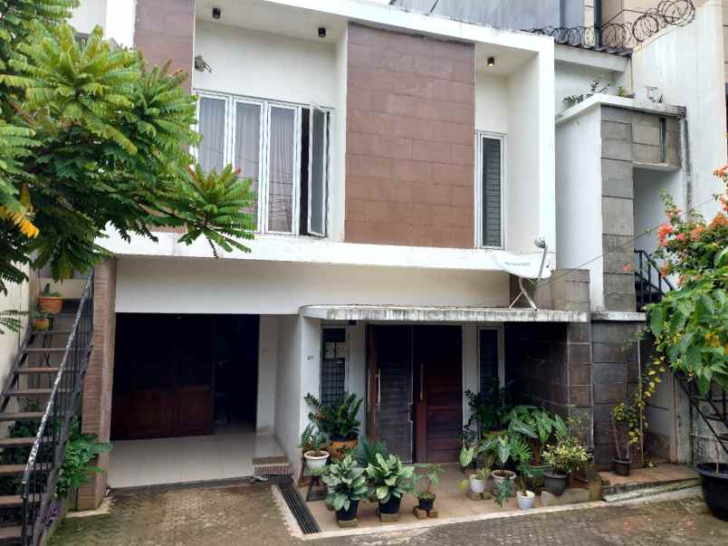 dijual rumah jl wijaya kebayoran baru