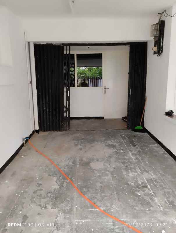 dijual rumah jln bapenas