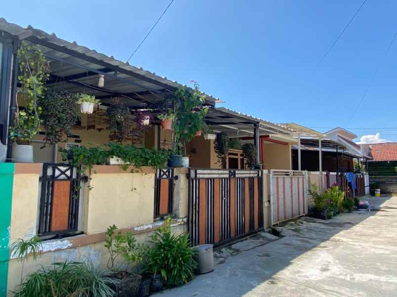 dijual rumah jln jatimekar kp paniisan