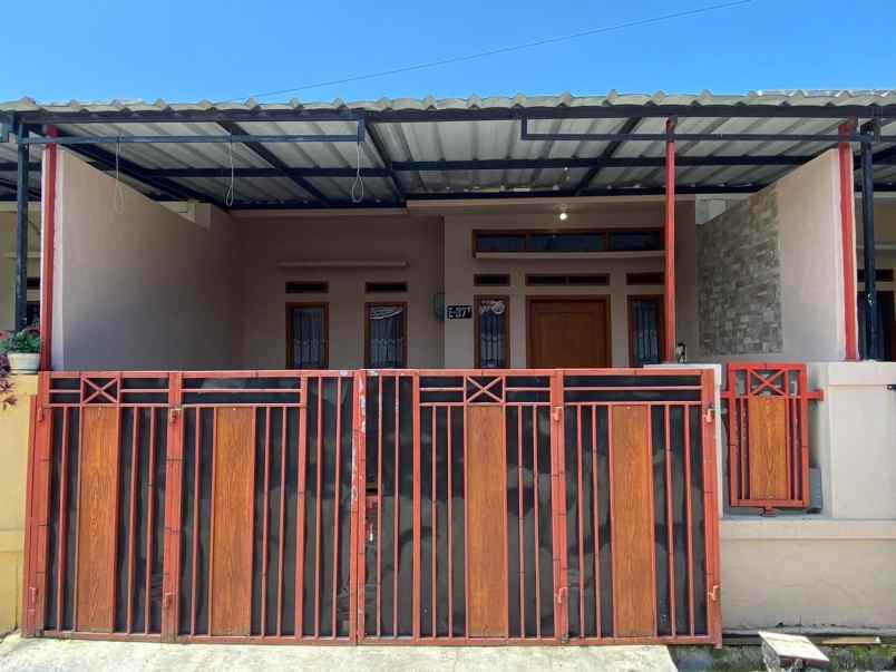 dijual rumah jln jatimekar kp paniisan