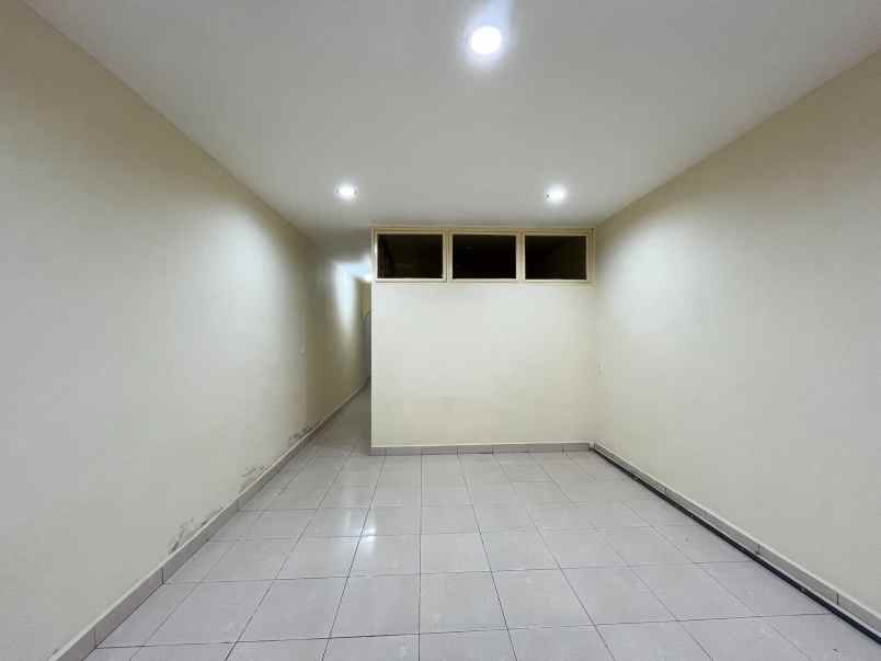 dijual rumah jln menjangan medan