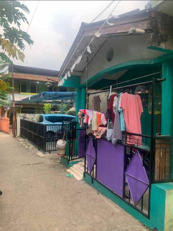 dijual rumah jln nurul huda 1