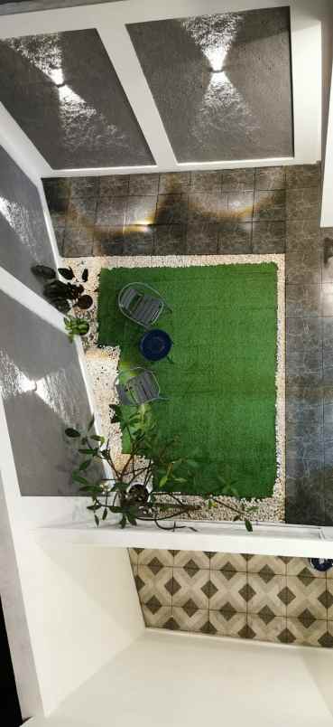 dijual rumah jln raya meruyung limo depok