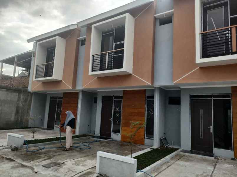 dijual rumah jln tanah tinggi