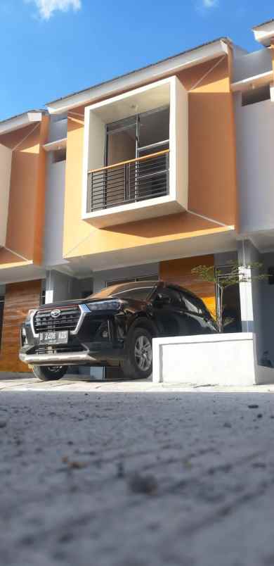 dijual rumah jln tanah tinggi