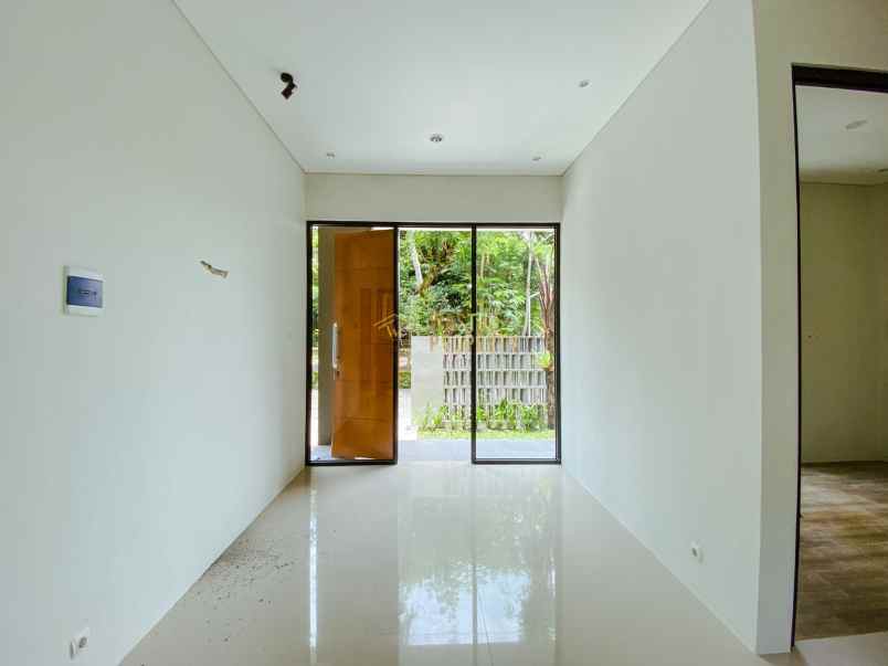 dijual rumah kalasan