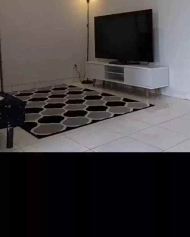 dijual rumah karawaci