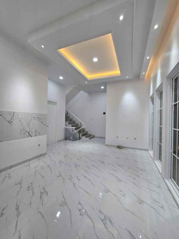 dijual rumah kayu mas pulo gadung