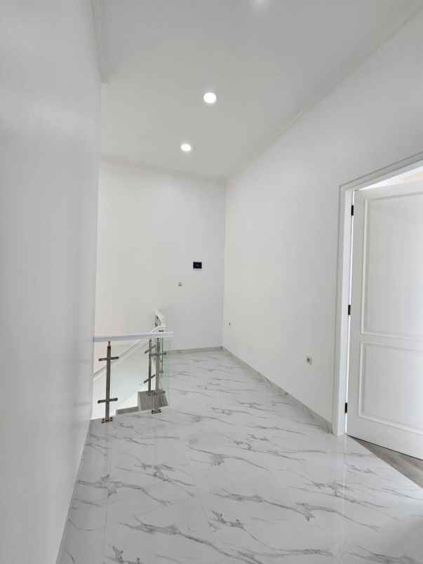 dijual rumah kayu mas pulo gadung