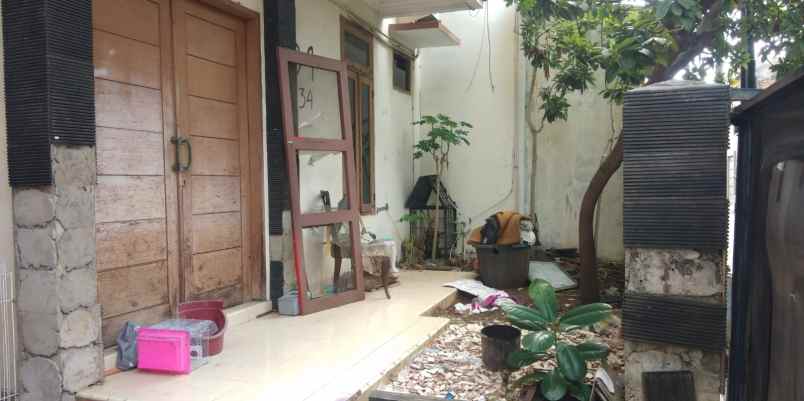 dijual rumah kayu putih pulogadung