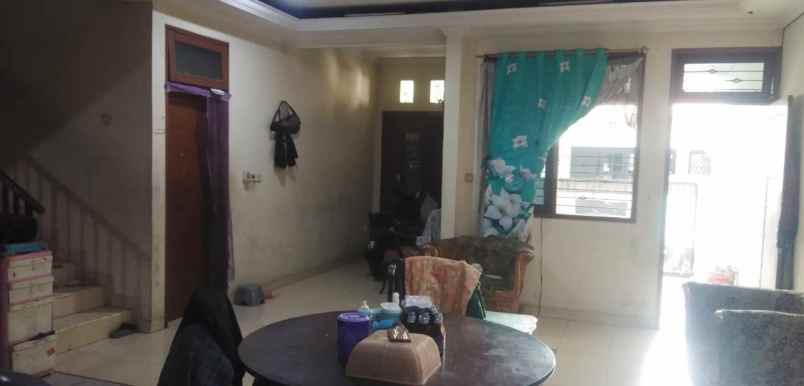 dijual rumah kayu putih pulogadung