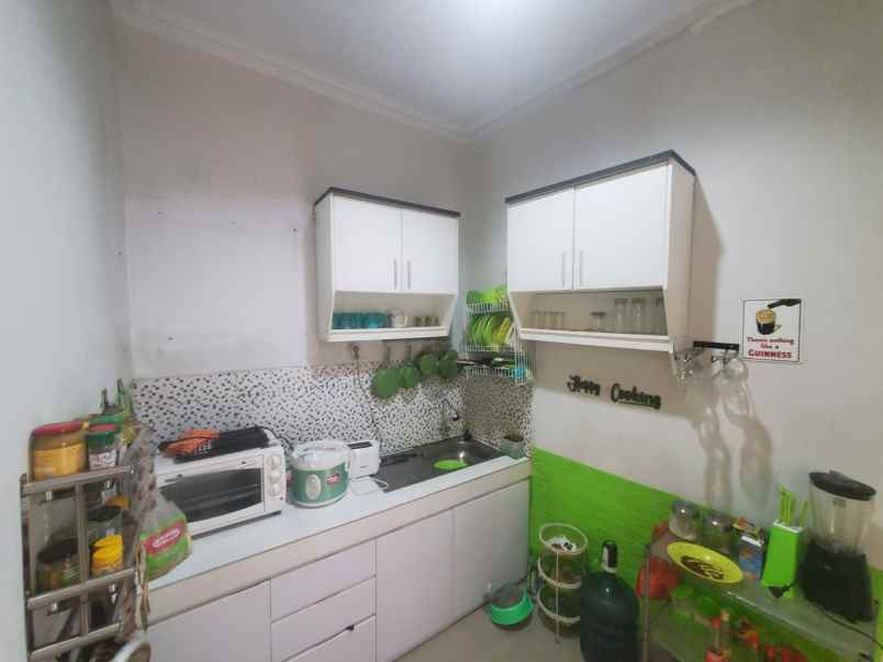 dijual rumah kebagusan