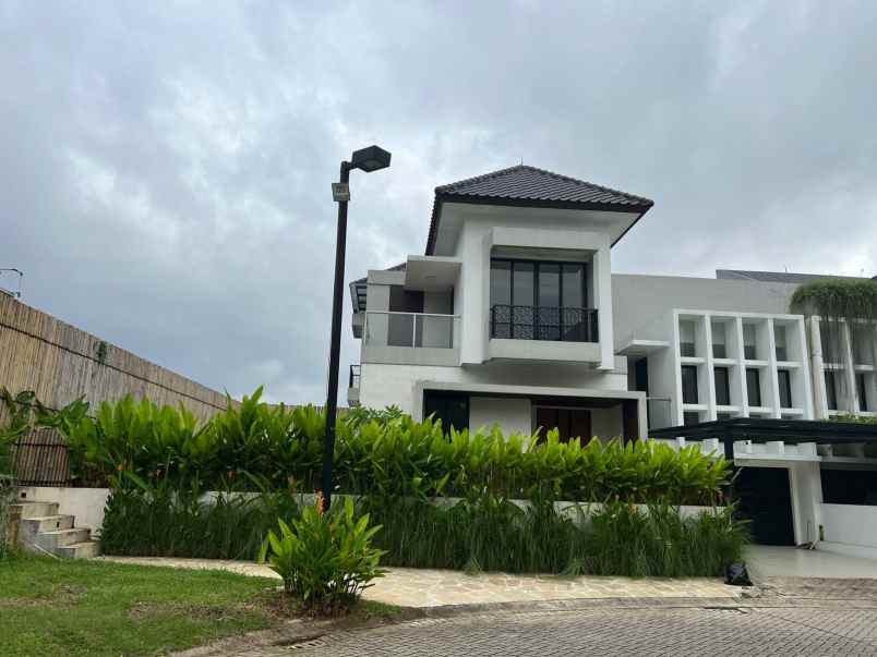 dijual rumah kebayoran symphony bintaro