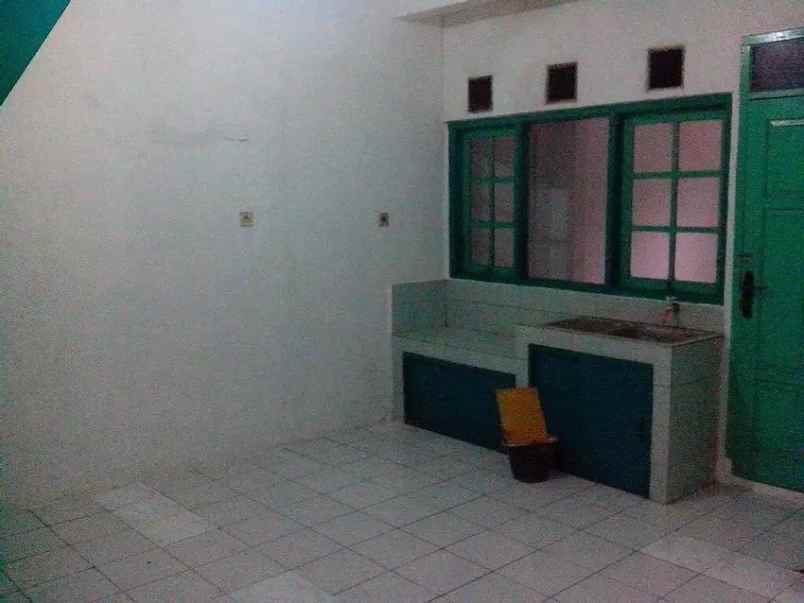 dijual rumah kec cimahi utara