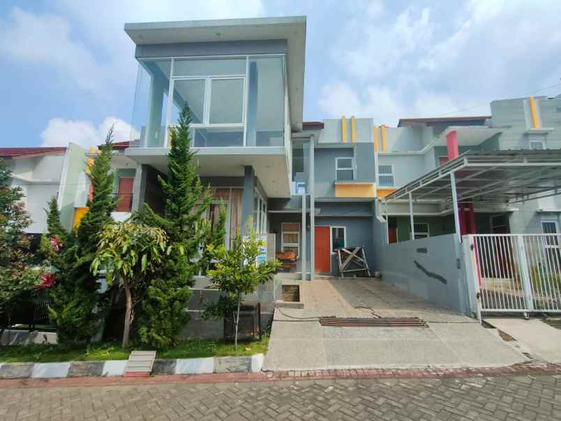 dijual rumah kec cimahi utara