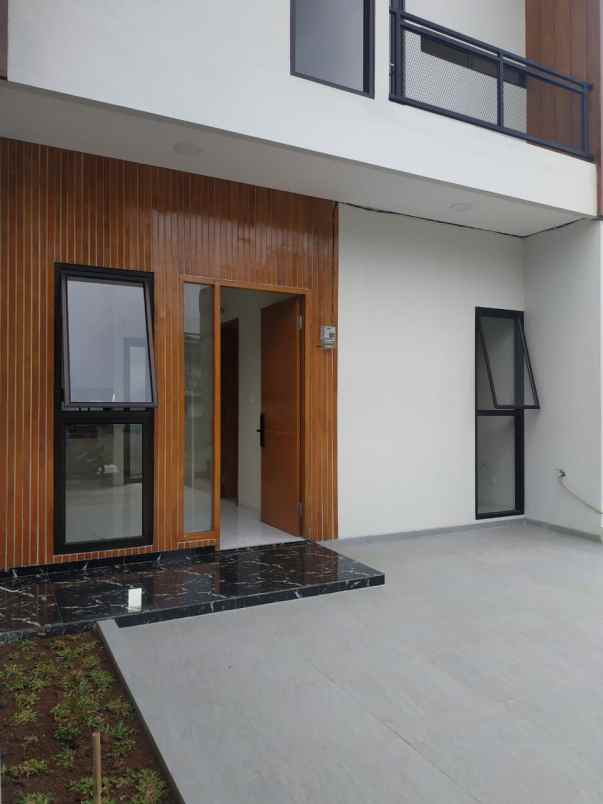 dijual rumah kedaung