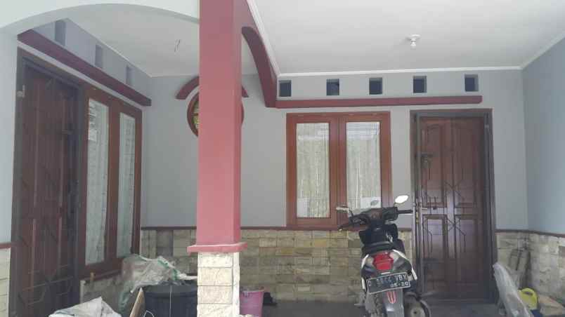 dijual rumah kel pasirkaliki kec cimahi