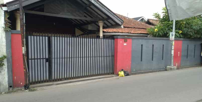 dijual rumah kelurahan cijaura