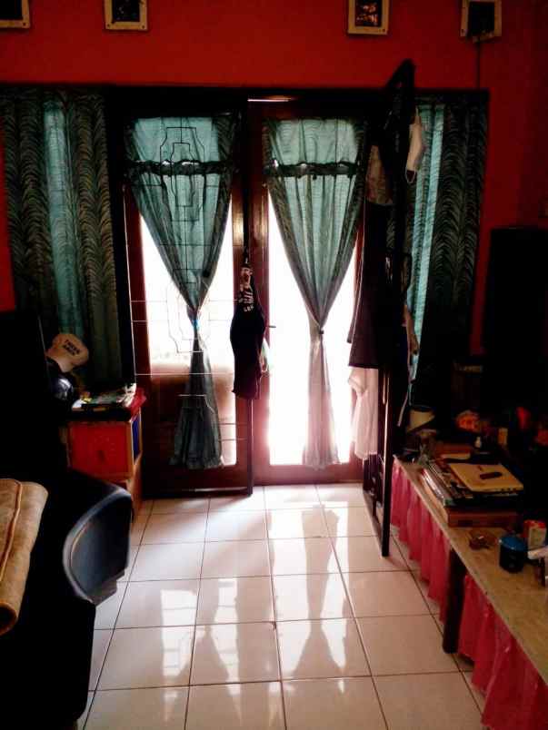 dijual rumah kemang