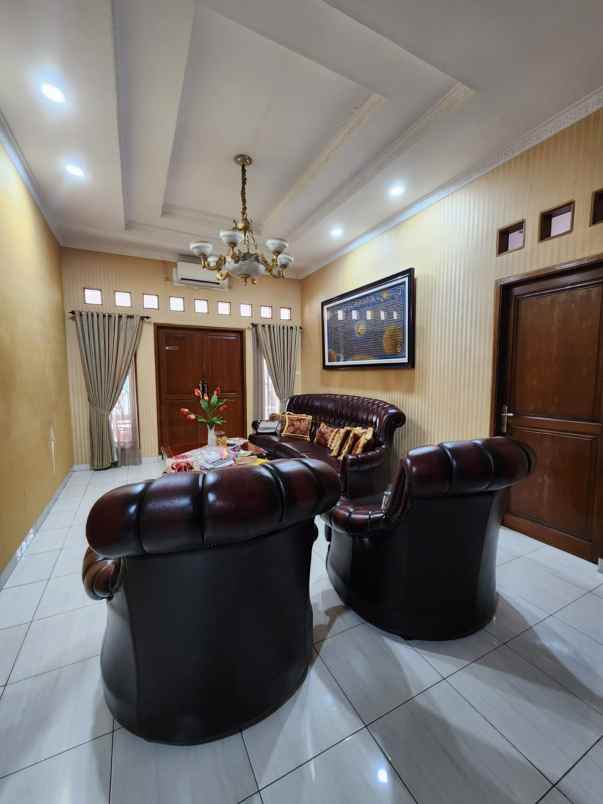 dijual rumah kemang timur kemang