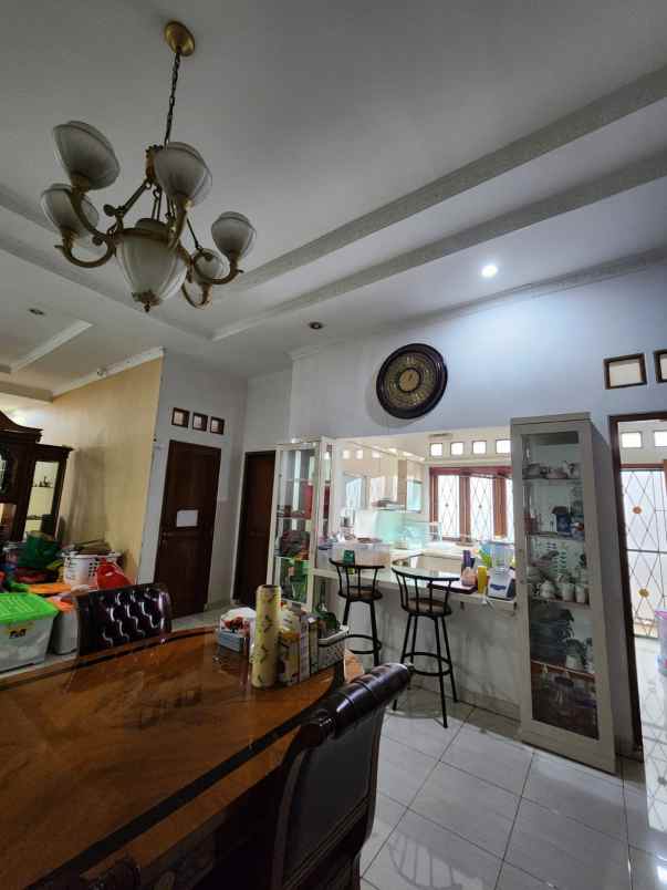 dijual rumah kemang timur kemang