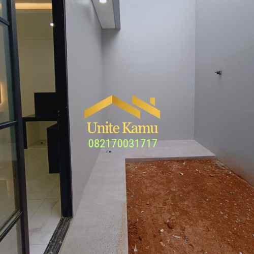 dijual rumah kembangan jakarta barat