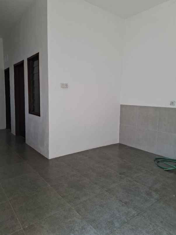 dijual rumah kertajaya indah