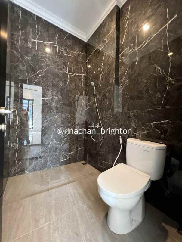 dijual rumah kertajaya indah