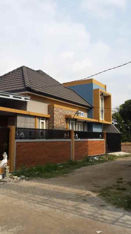 dijual rumah kh yusuf