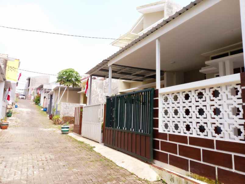 dijual rumah klayatan gg 3