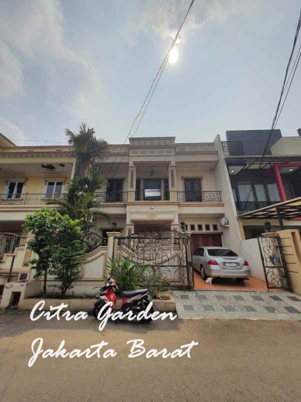 dijual rumah komp citra garden