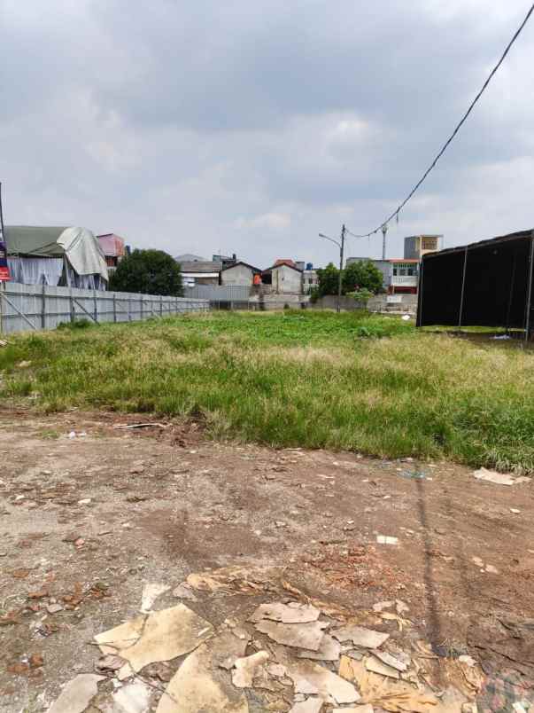 dijual rumah komp paspampr kp tengah