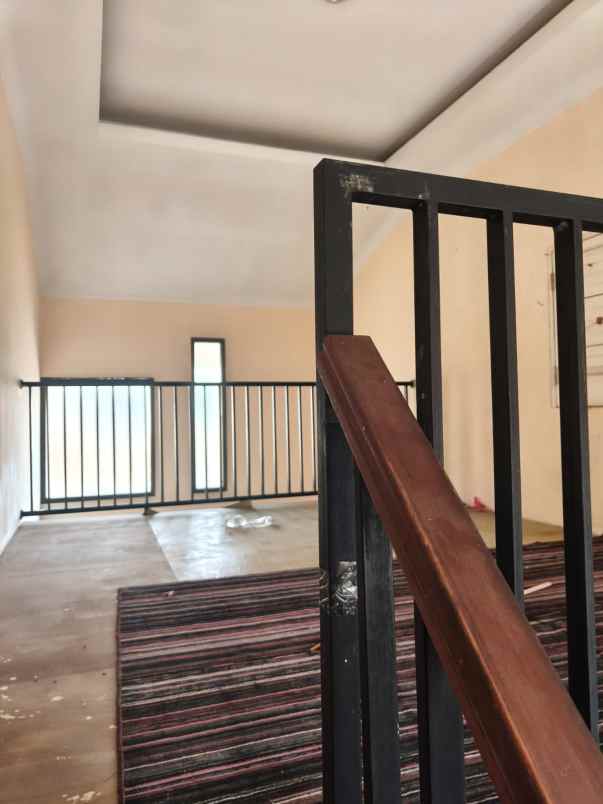 dijual rumah komplek baturaden techno