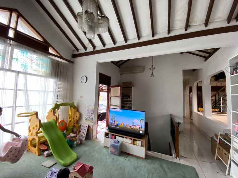 dijual rumah komplek citra antapani bandung