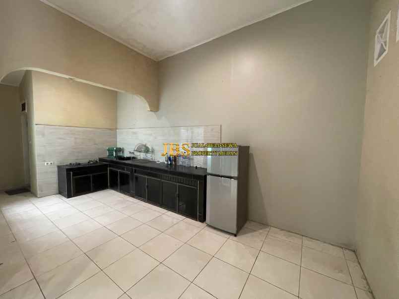 dijual rumah komplek citra wisata blok xii