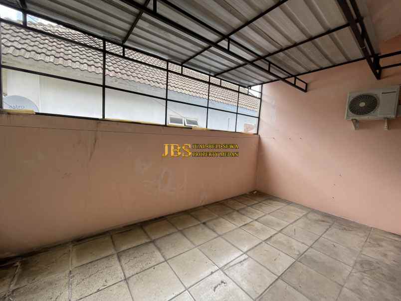 dijual rumah komplek citra wisata blok xii