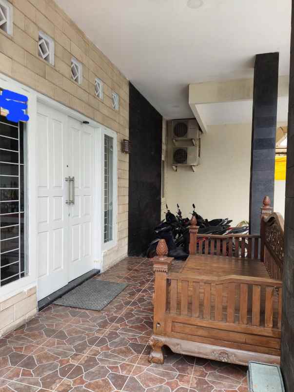 dijual rumah komplek hii kelapa gading