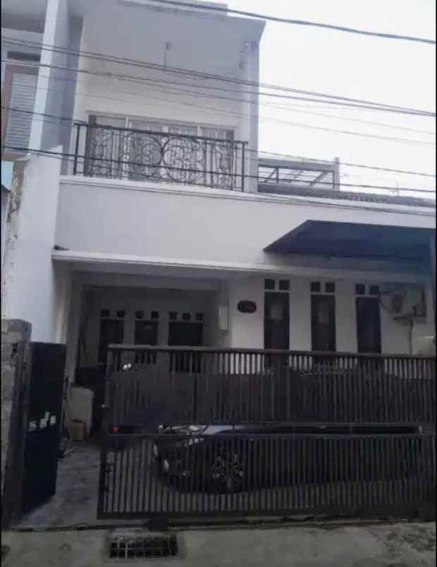 dijual rumah komplek pondok bmabu duren