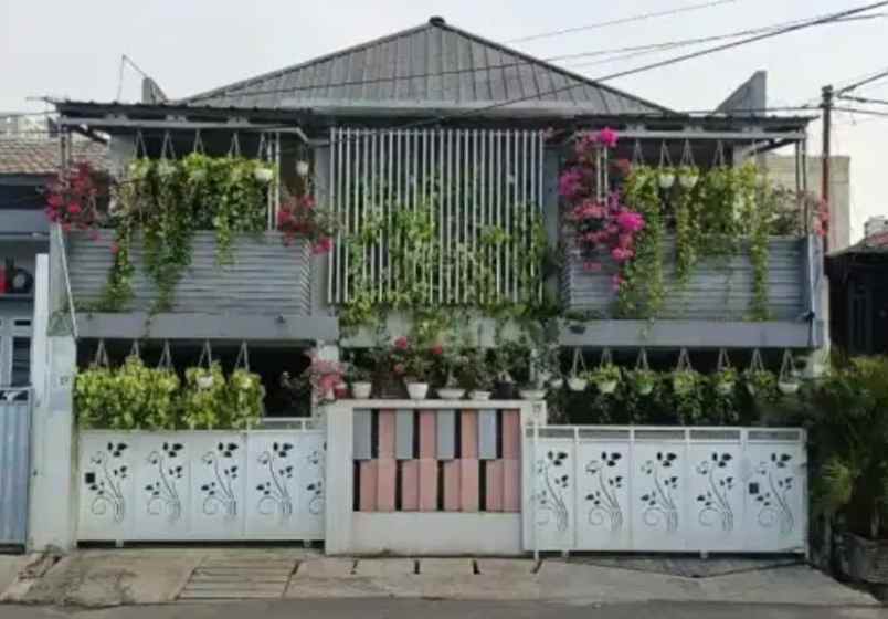 dijual rumah komplek pondok bmabu duren