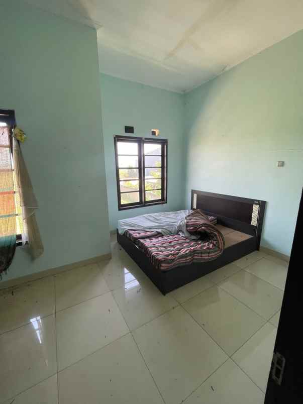 dijual rumah komplek propelat